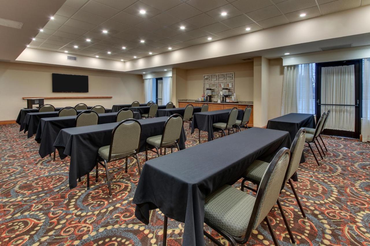 Hampton Inn Indianapolis/Carmel Ngoại thất bức ảnh