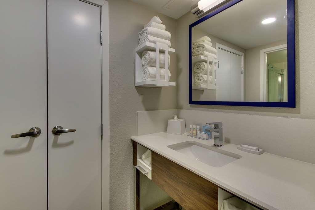 Hampton Inn Indianapolis/Carmel Ngoại thất bức ảnh