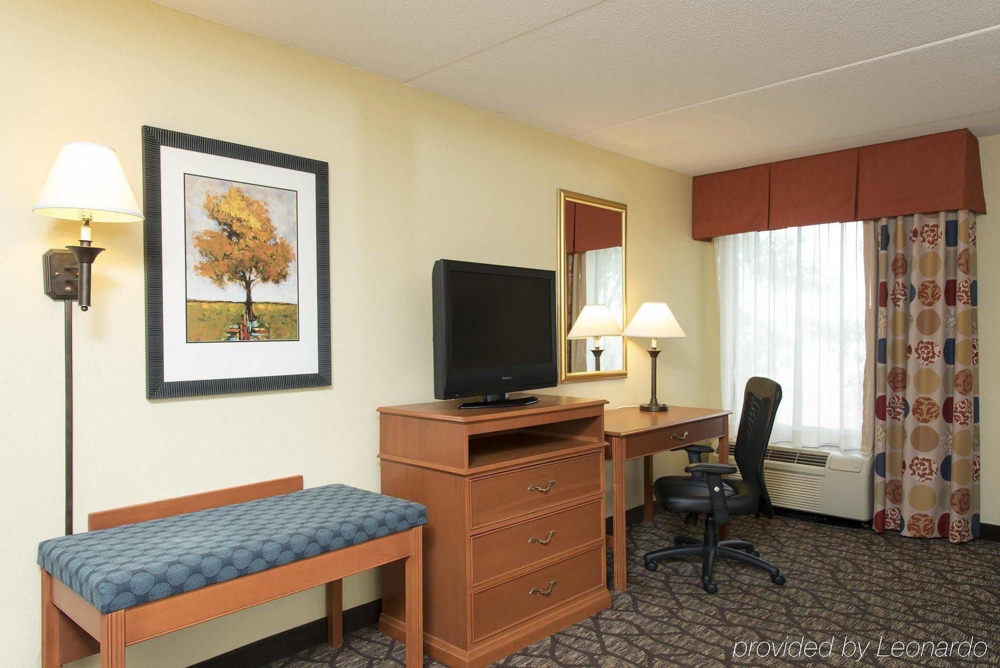 Hampton Inn Indianapolis/Carmel Ngoại thất bức ảnh