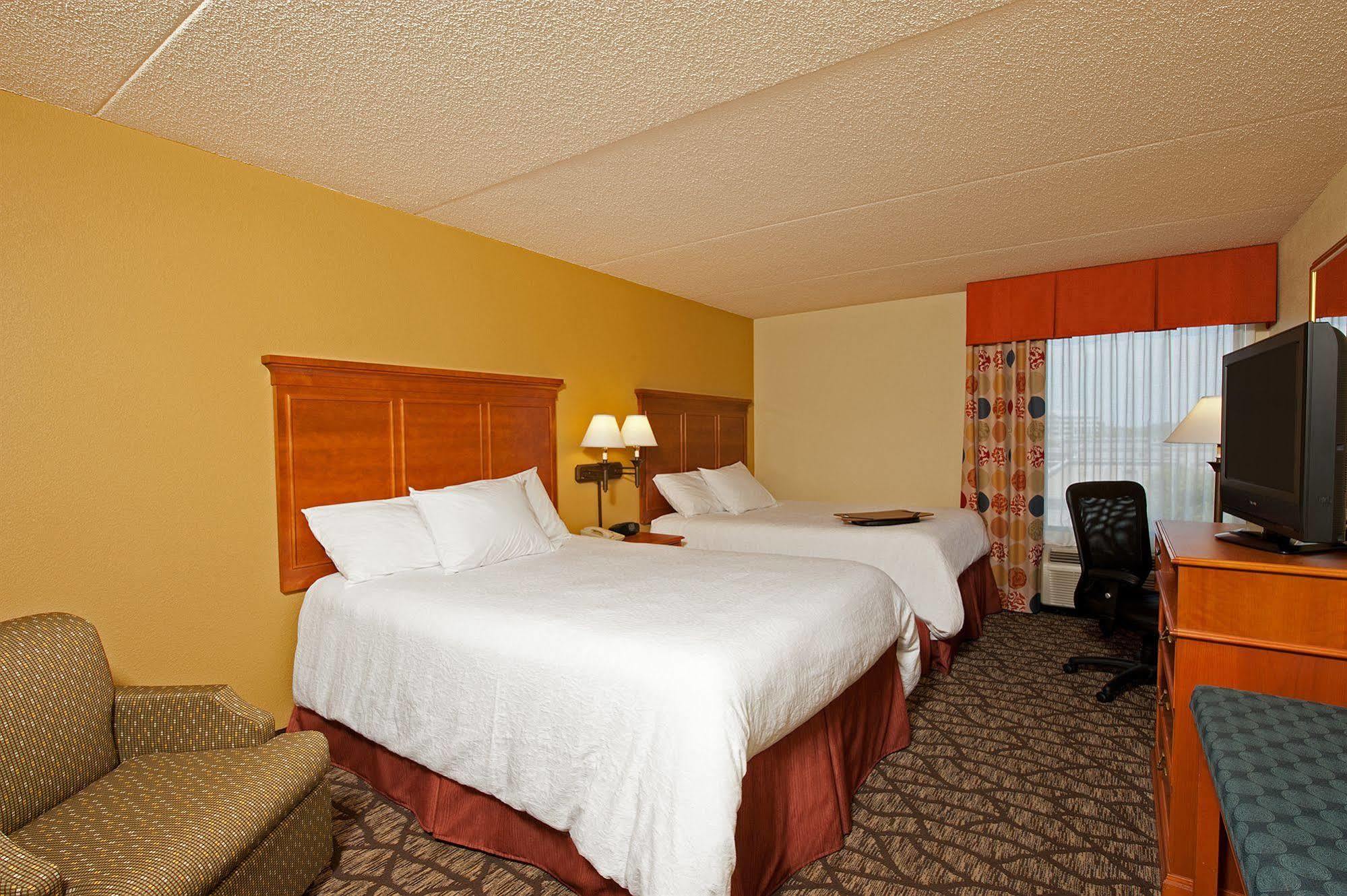 Hampton Inn Indianapolis/Carmel Ngoại thất bức ảnh